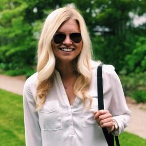 Meet your Posher, Michaela